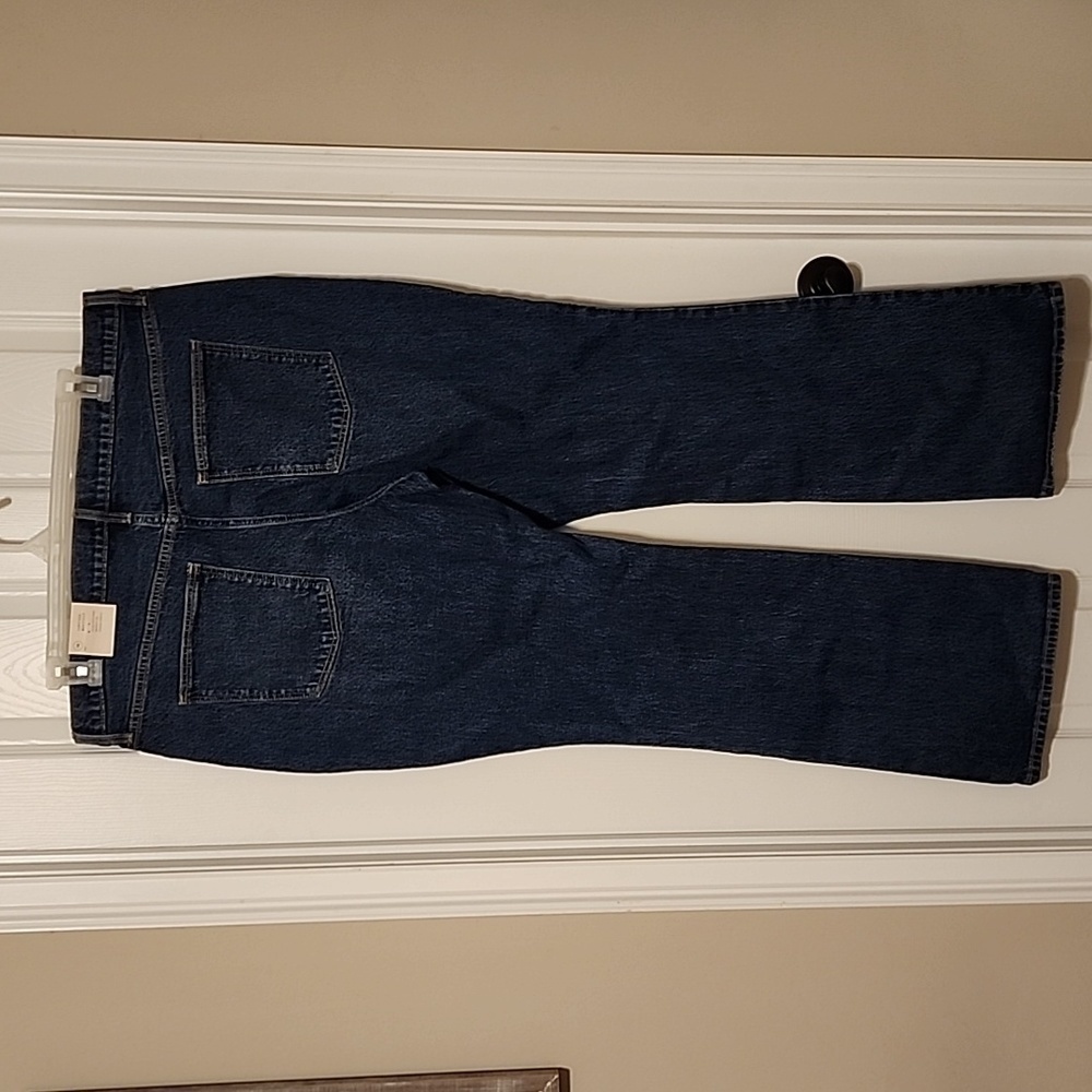 UNIVERSAL Thread Vintage Bootcut Regular Length Stretch Jeans, size 18 - Picture 2 of 6